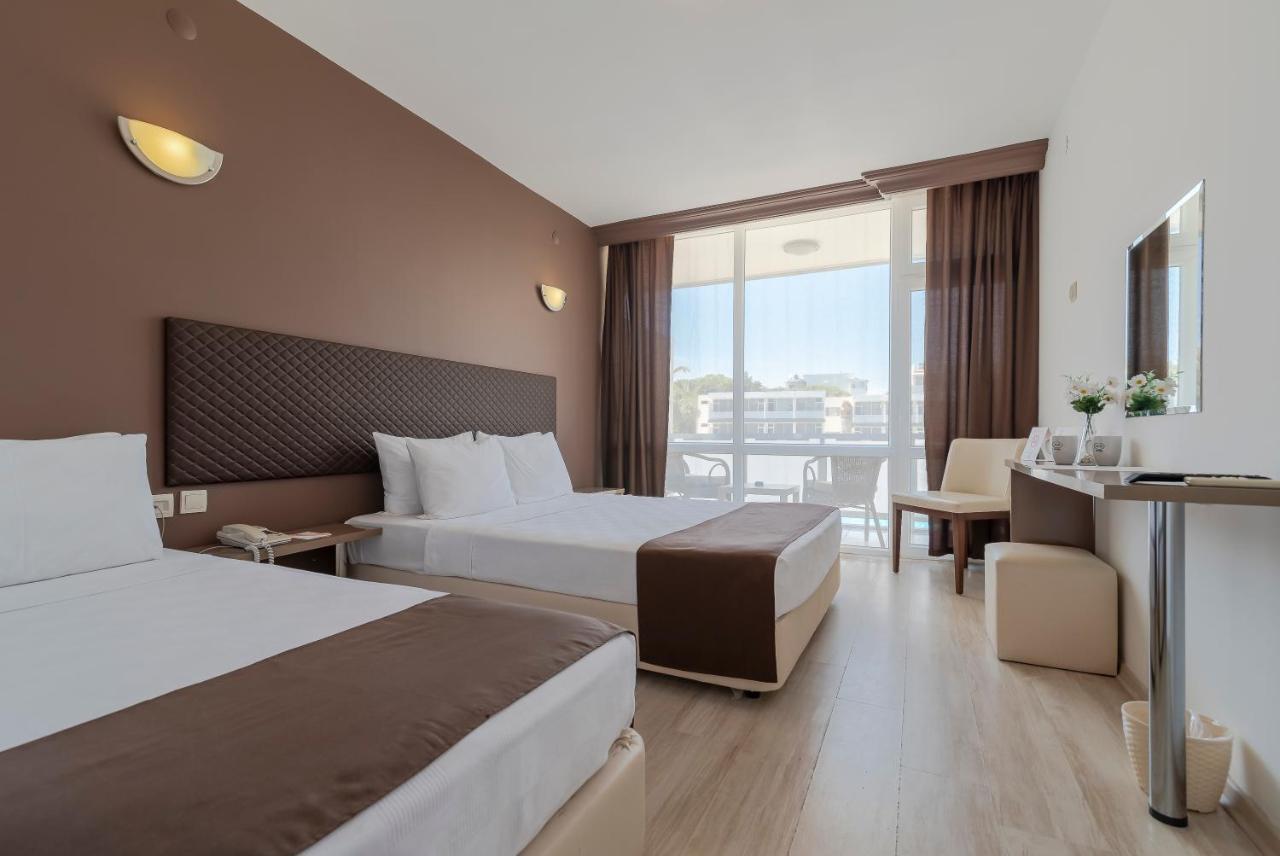 A 11 Hotel Çeşme Extérieur photo
